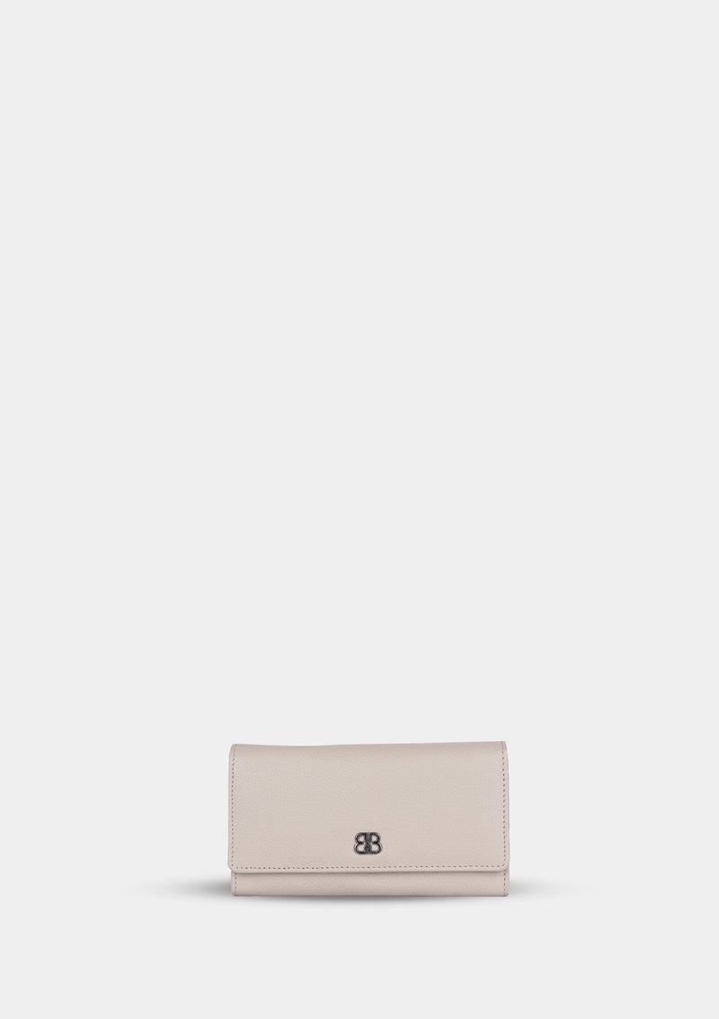 pearl white